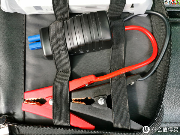 3PIN&nbsp;AI智慧电瓶夹，智能温控功能，高温启动故障率下降91％。