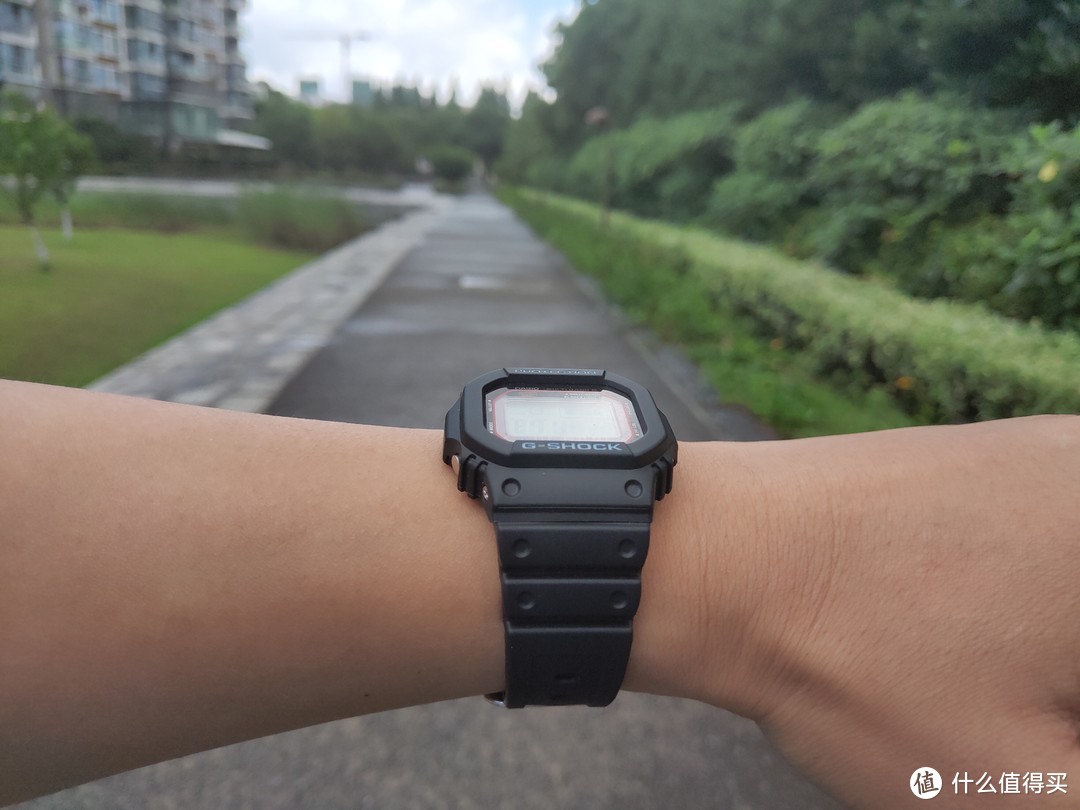 老男人，小玩具：CASIO 卡西欧 G-SHOCK GW-M5610经典小红圈之情怀体验