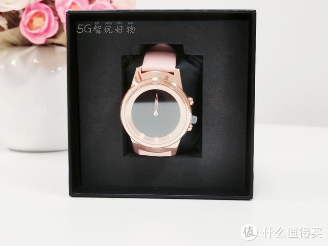 小姐姐不要Apple Watch不要华为Watch，选择了aigo Watch BW02