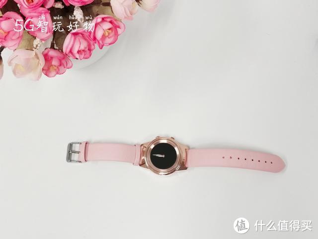 小姐姐不要Apple Watch不要华为Watch，选择了aigo Watch BW02