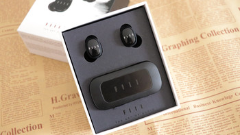 FIIL T1 X真无线运动蓝牙耳机包装细节(接口|充电盒|充电头)