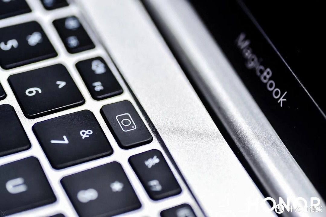 荣耀MagicBook Pro：全球首款搭载锐龙7 3750H的笔记本发布！
