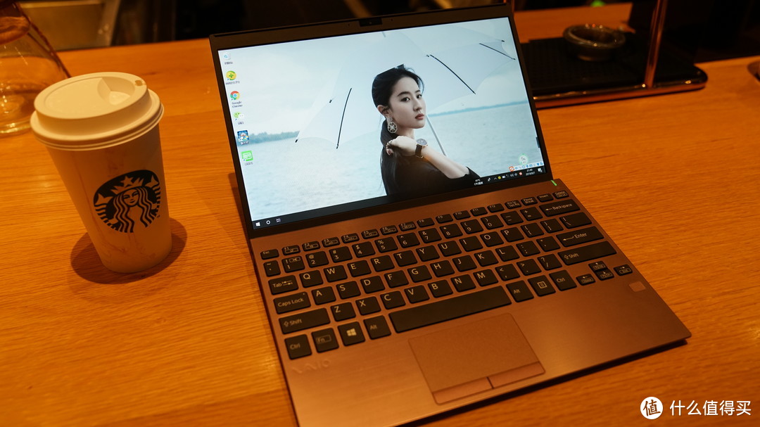 至轻至强，兼容并包—真•生产力工具 VAIO SX12上手测评