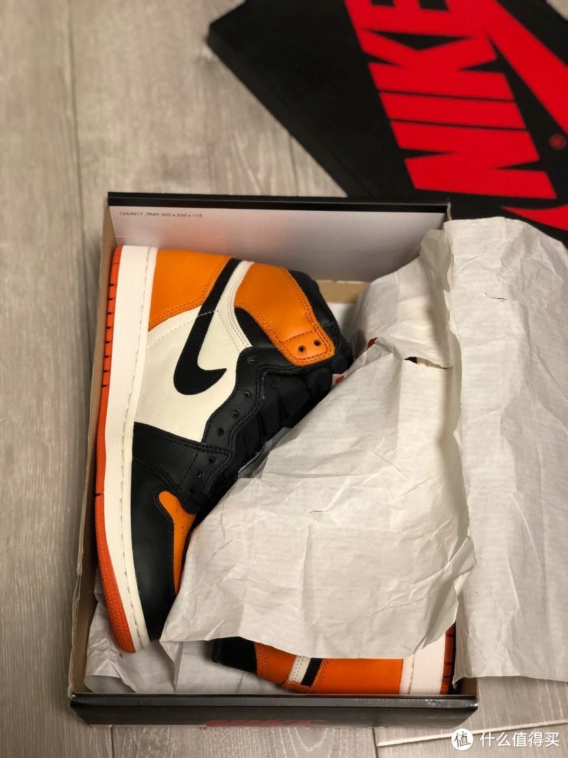 AIR JORDAN 1 "Shattered Backboard "