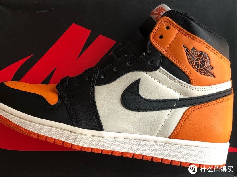 AIR JORDAN 1 "Shattered Backboard "