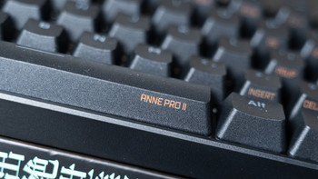 Anne Pro2键盘外观展示(键帽|接口|灯管)