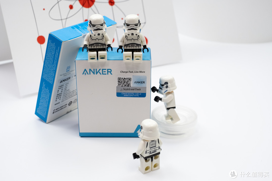 把苹果「五福一安」给抛弃了，换上一样大小的18W PD快充充电器：Anker PowerPort III Nano 体验分享