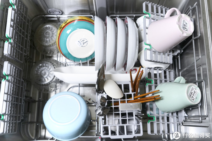 懒人厨房再升级，洗碗机你居然还不考虑买？