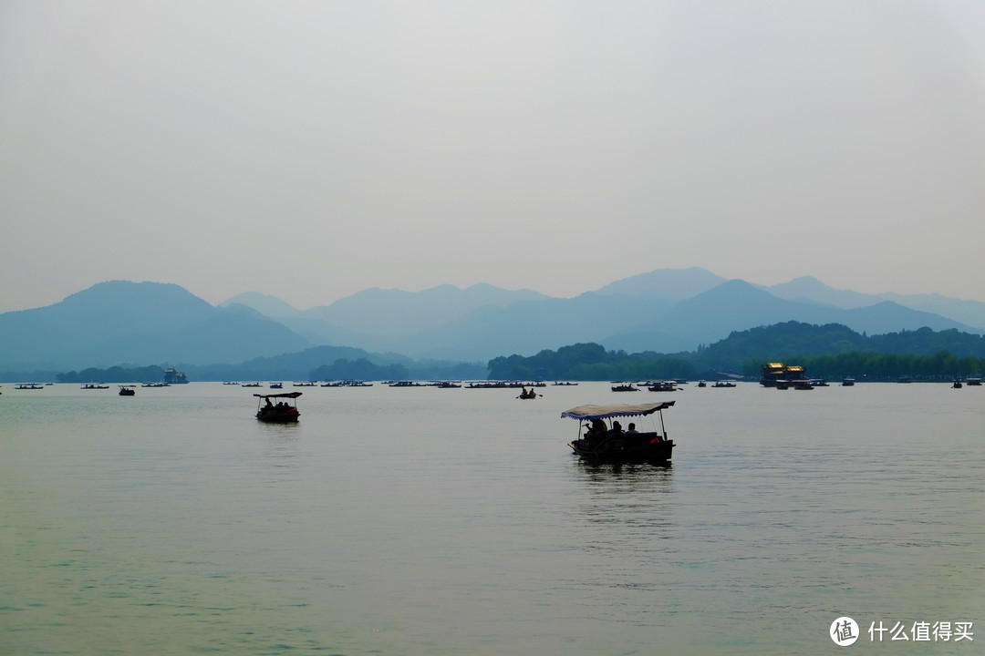 赏西湖美景：杭州断桥半日游记