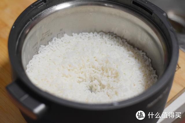 物理不粘，九阳推出无涂层蒸汽饭煲，让大米回归原味