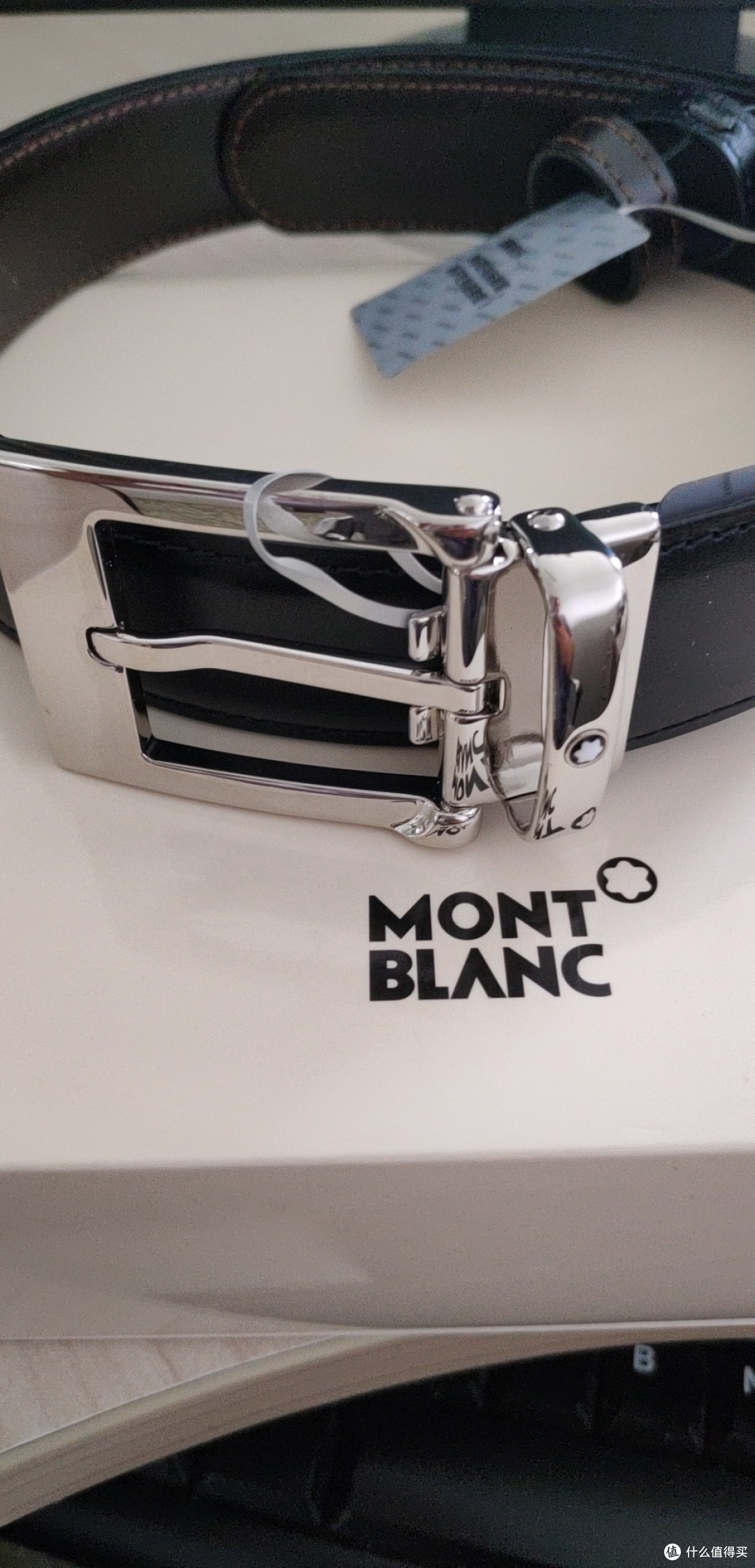 montblanc万宝龙当代系列9774针扣男士皮带