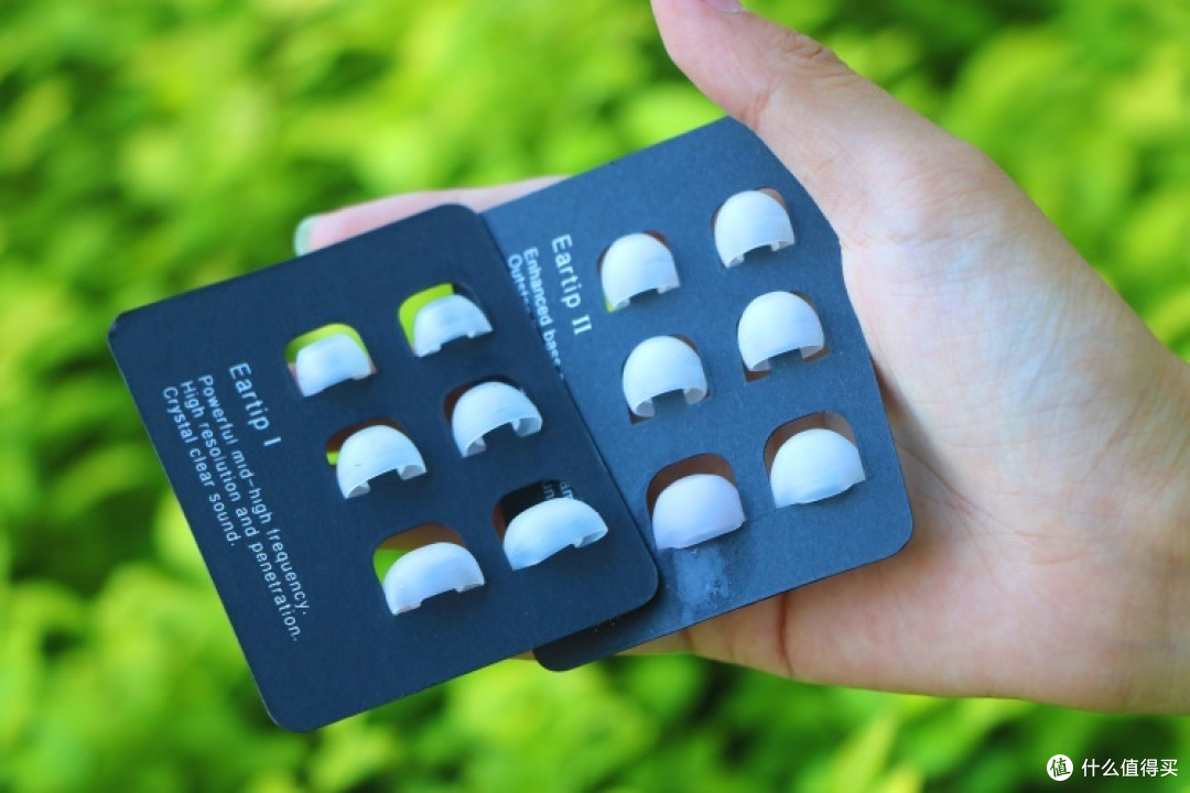 要颜值还要兼顾性能,原来耳机也可以搞透明探索版_耳塞式耳机_什么