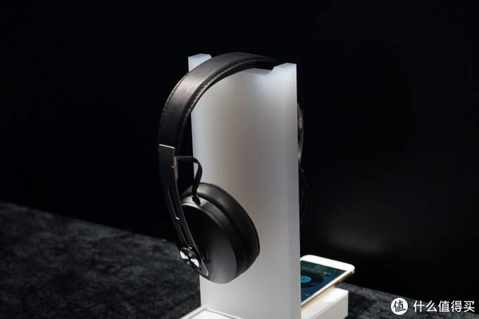 降噪音质兼得:Sennheiser 森海塞尔第三代 Momentum Wireless 头戴式降噪耳机国内发布预售价 2999 元 降噪音质兼得:Sennheiser 森海塞尔第三代 Momentum Wireless 头戴式降噪耳机国内发布预售价 2999 元