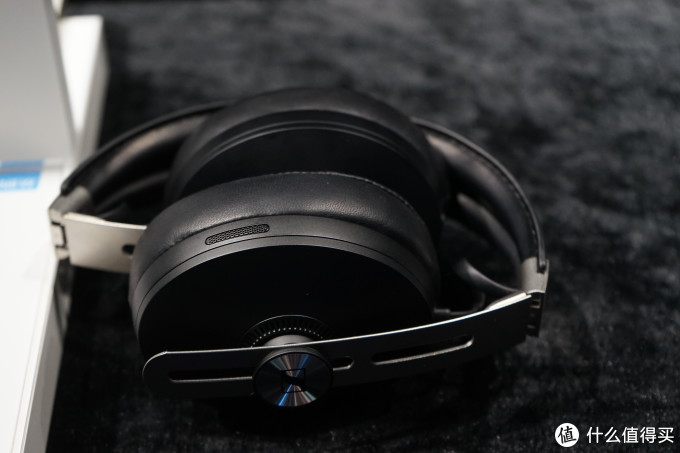 降噪音质兼得:Sennheiser 森海塞尔第三代 Momentum Wireless 头戴式降噪耳机国内发布预售价 2999 元 降噪音质兼得:Sennheiser 森海塞尔第三代 Momentum Wireless 头戴式降噪耳机国内发布预售价 2999 元
