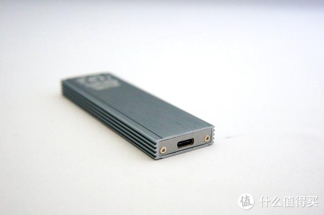 迷你纤细，高速高效：ORICO NVMe M.2 SSD硬盘盒体验