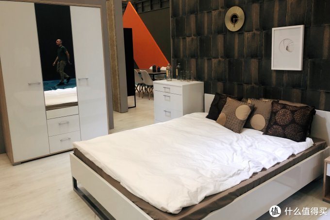 Furniture China 2019:怎么可以把家具设计的这么好看!(大量展会产品图片欣赏)