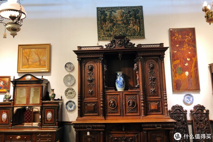 Furniture China 2019:怎么可以把家具设计的这么好看!(大量展会产品图片欣赏)