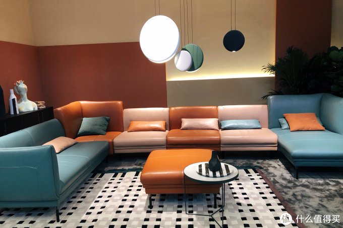 Furniture China 2019:怎么可以把家具设计的这么好看!(大量展会产品图片欣赏)