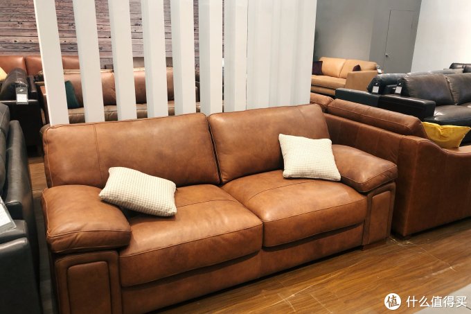 Furniture China 2019:怎么可以把家具设计的这么好看!(大量展会产品图片欣赏)