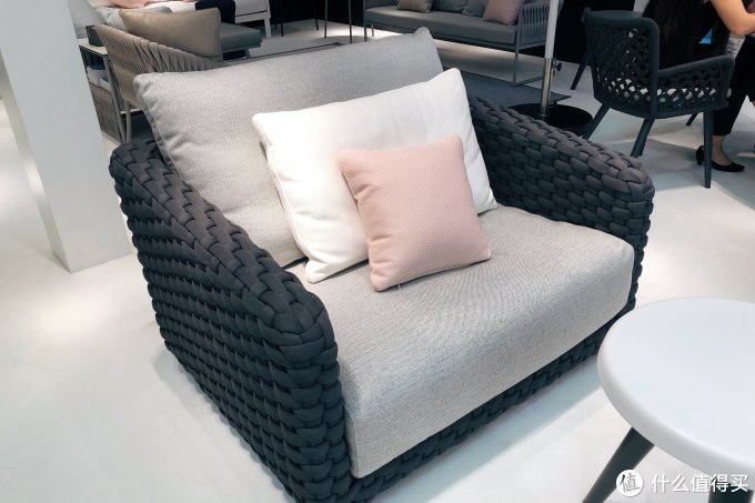 Furniture China 2019:怎么可以把家具设计的这么好看!(大量展会产品图片欣赏)