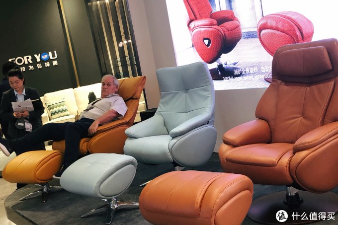 Furniture China 2019:怎么可以把家具设计的这么好看!(大量展会产品图片欣赏)