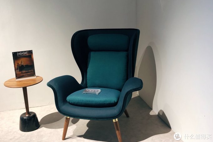 Furniture China 2019:怎么可以把家具设计的这么好看!(大量展会产品图片欣赏)