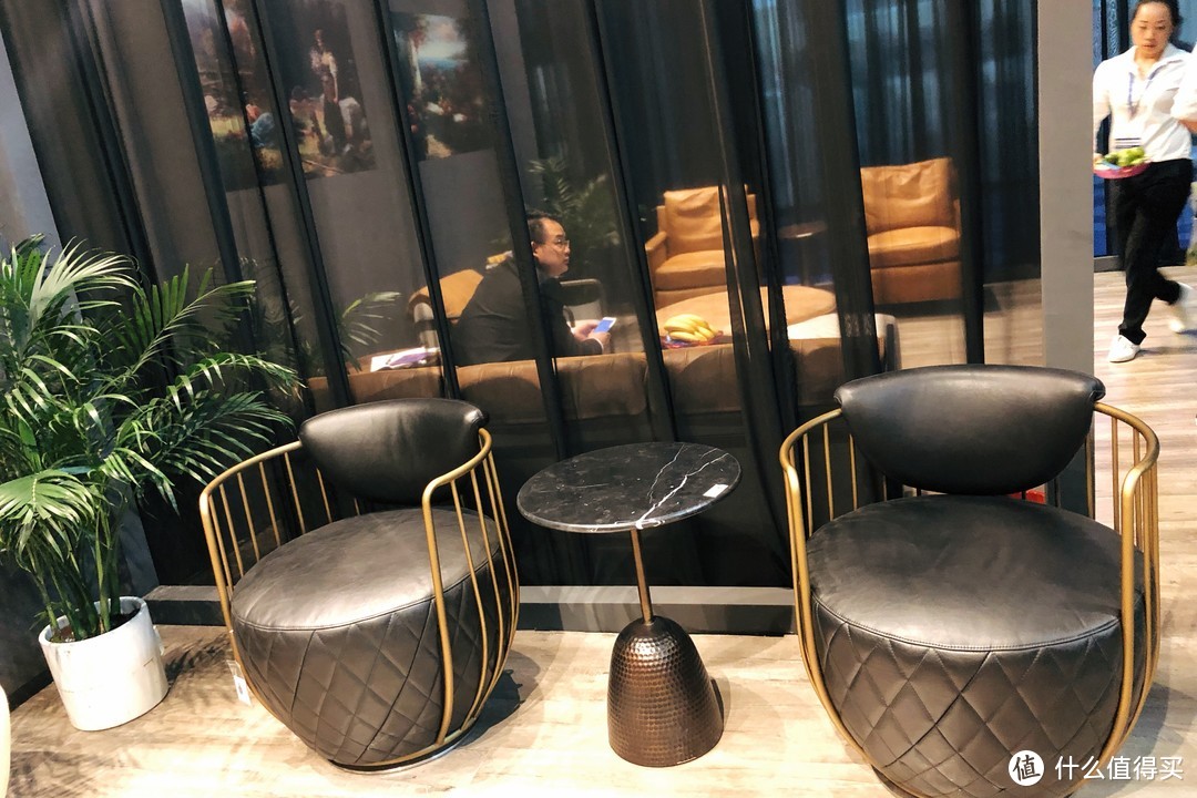 Furniture China 2019：怎么可以把家具设计的这么好看！（大量展会产品图片欣赏）