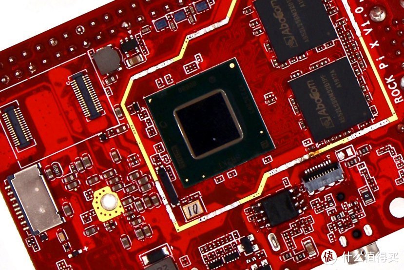 英特尔凌动方案、树莓派新对手：国产Rock Pi X 开发板发布 售价39美元（约280元）起