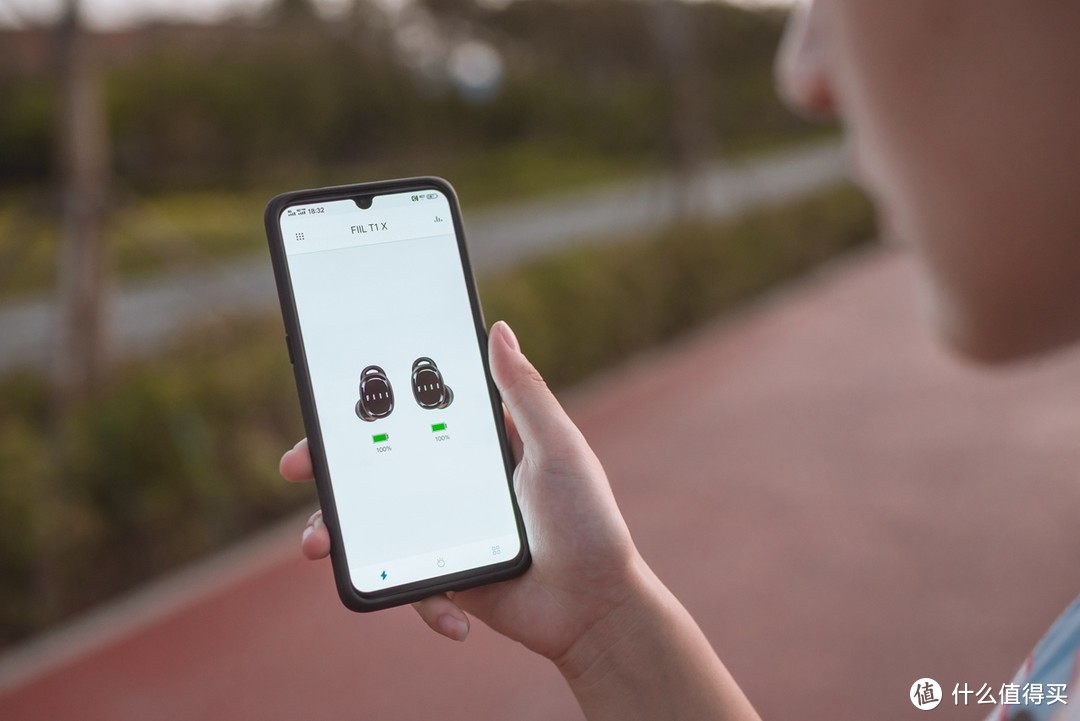「体验」FIIL T1 X 真无线运动耳机：闪连秒同步，让左耳和右耳开始约会