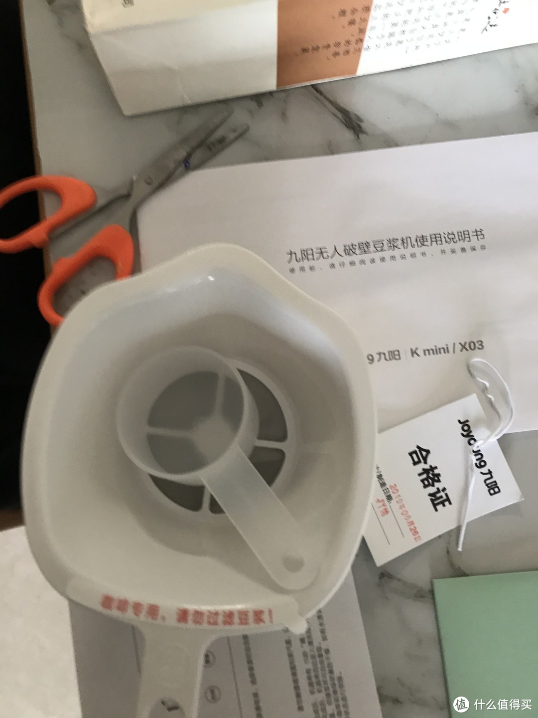 包装和配件都很简单，就图上这些