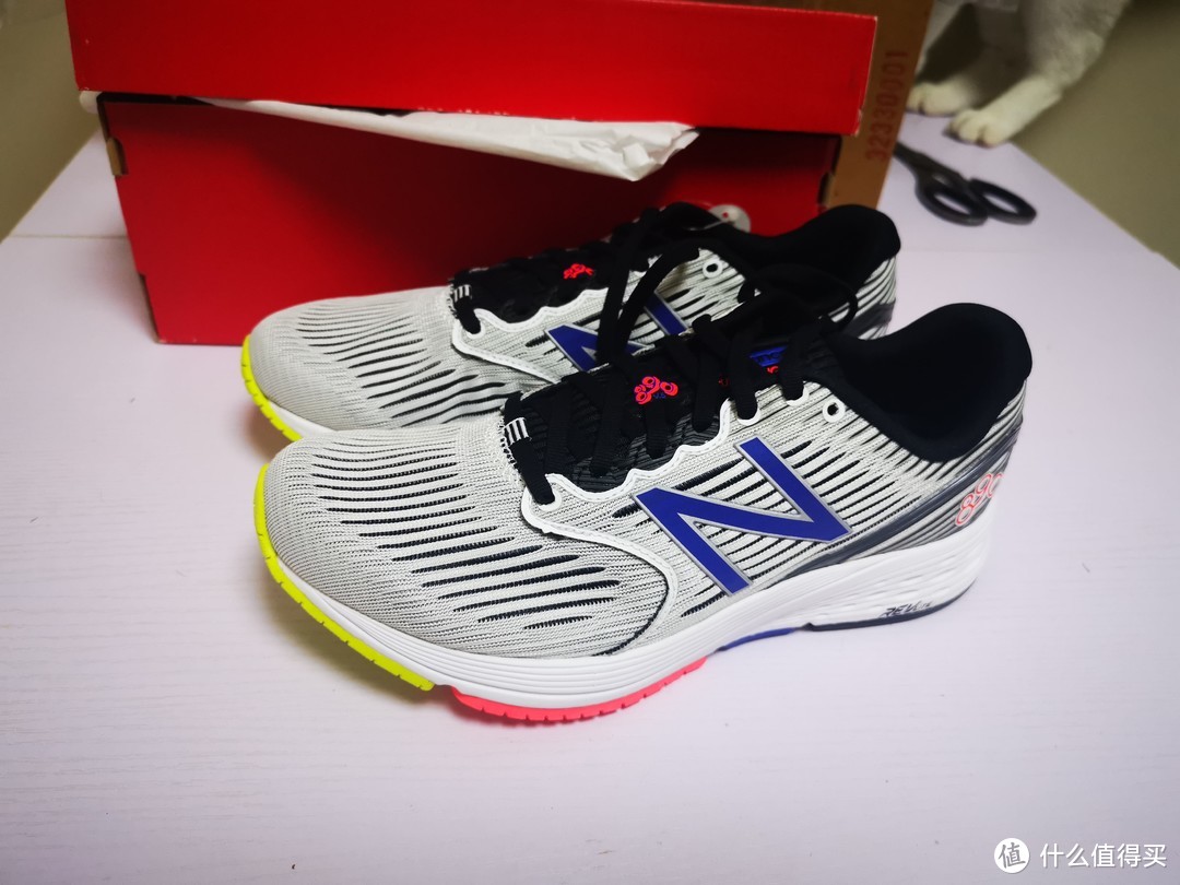 16美金捡漏一双次*级轻量跑鞋——New Balance 890V6跑鞋开箱