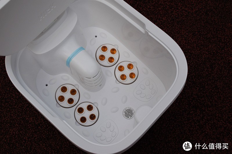 全球首款无线足浴器 小米有品上线HITH智能无线足浴器