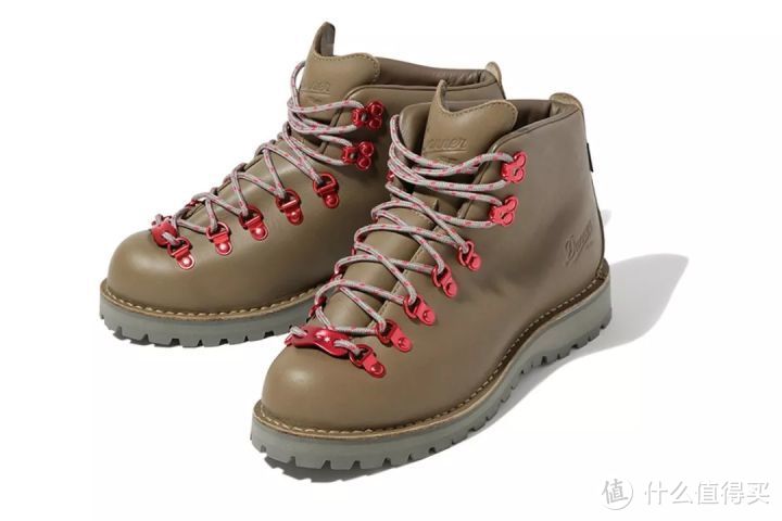 户外跨界的潮流正当红：Danner × Helinox