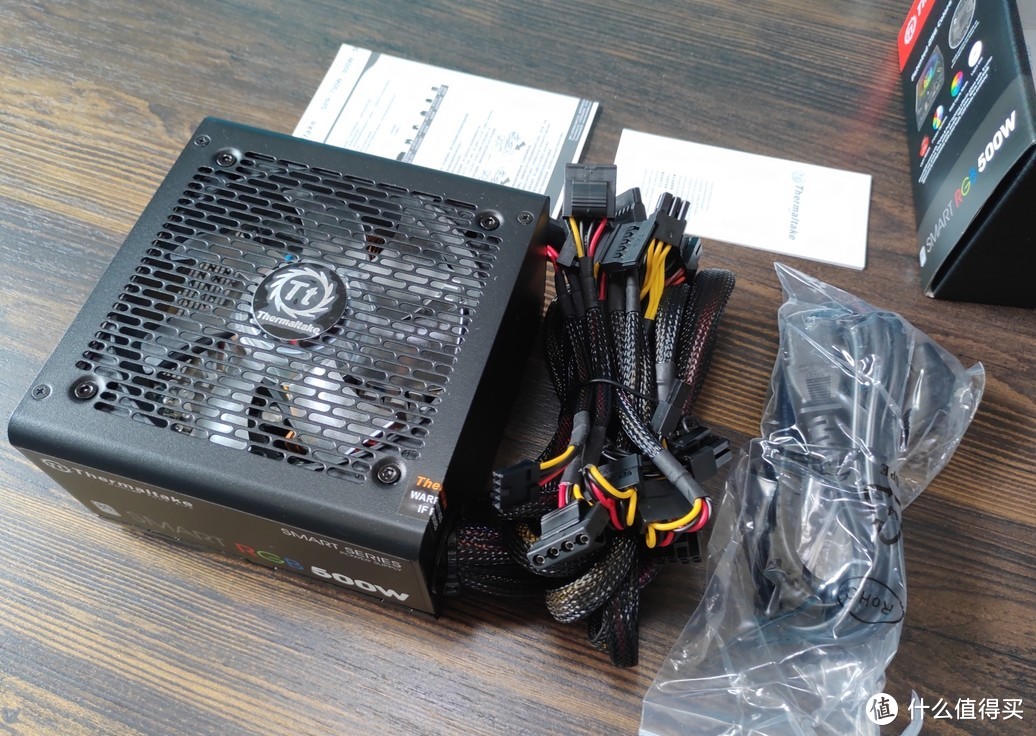 由不频繁自动重启引发的。。。 - Tt（Thermaltake） Smart RGB 500W 台式机电源开箱体验