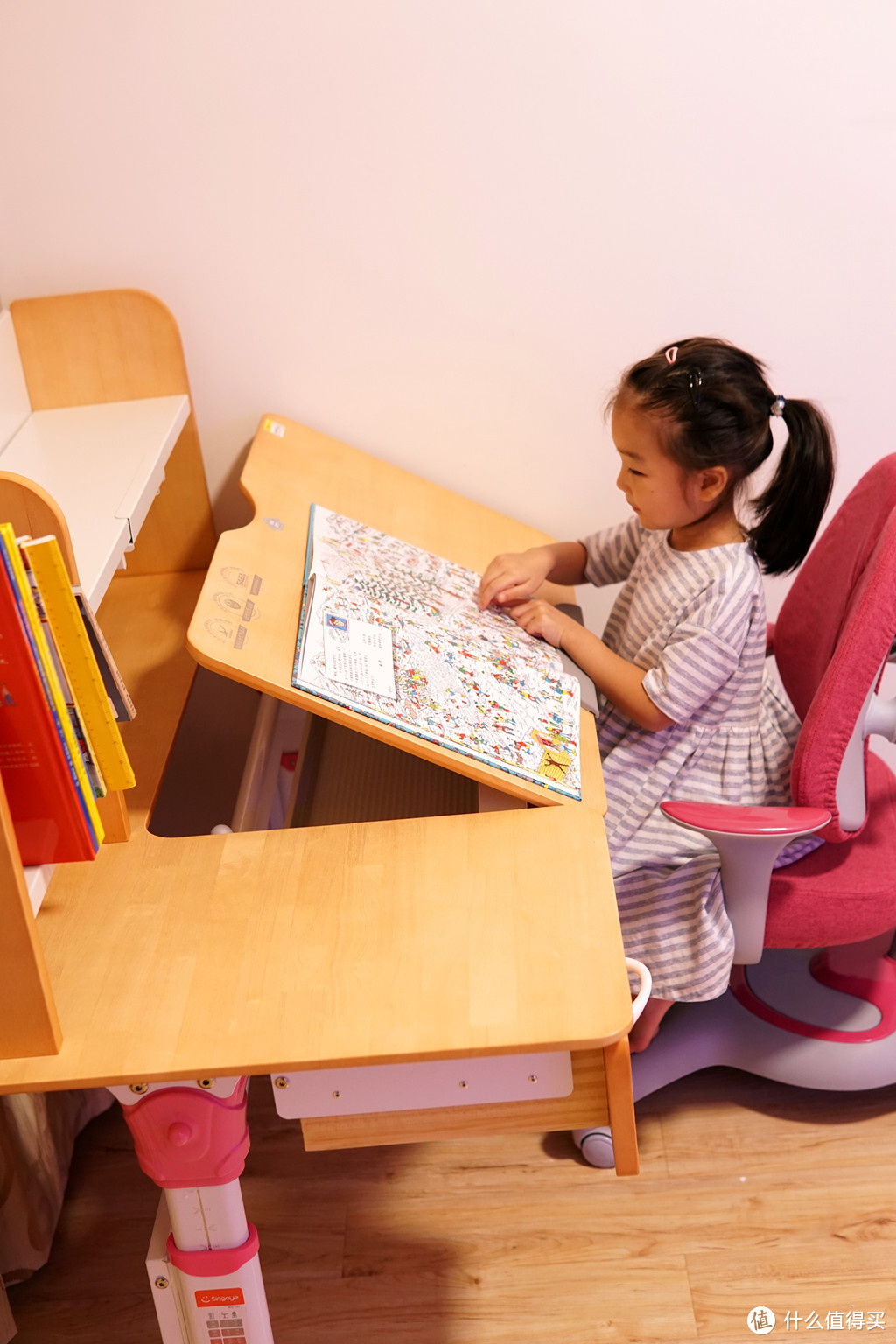 打造儿童房——心家宜儿童学习桌椅套装