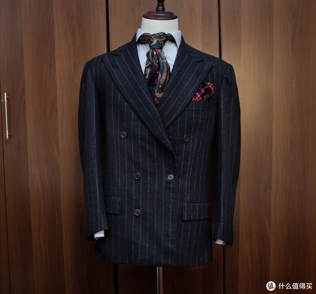 100套意大利西服横评对比 Kiton Brioni ISAIA看个够