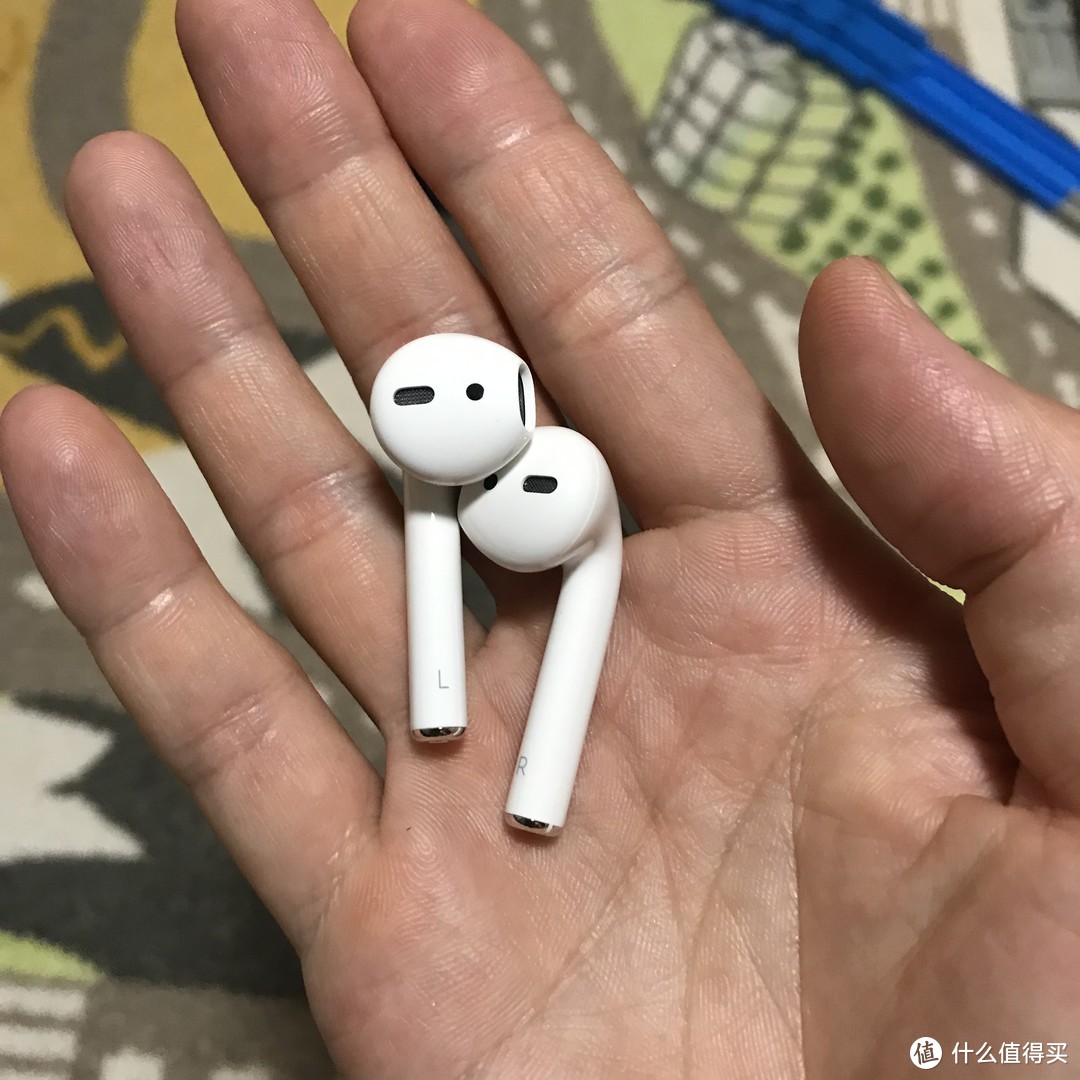 618成绩单中奖的AirPods 2代