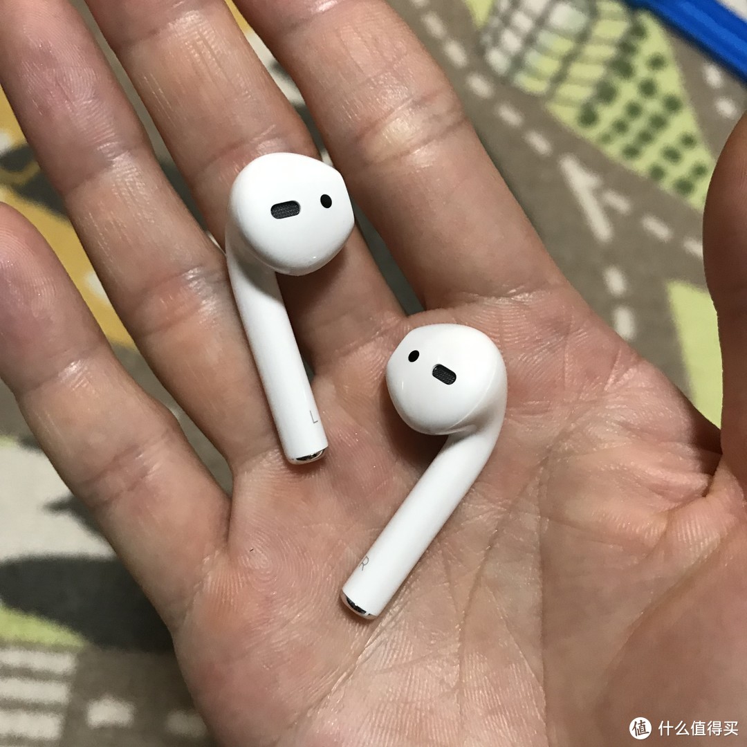 618成绩单中奖的AirPods 2代