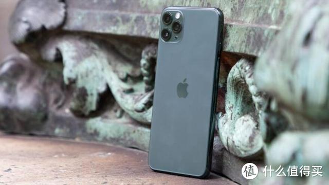 iPhone 11 Pro Max评测：起步一万，先开骂，一旦深入，仍旧真香