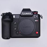 松下LUMIX S1H相机外观细节(分辨率|续航|触摸屏|摄像头|指示灯)