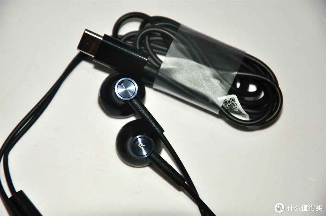 3款首选竞技手游耳机轻体验：钛度暗鸦M、小米、黑鲨BE07了解一下