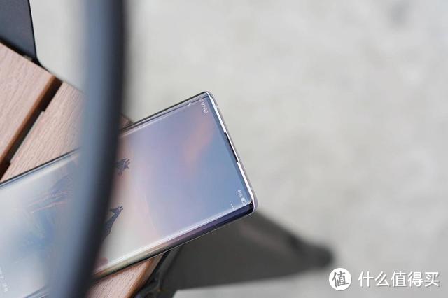 无界瀑布屏 49万跑分：vivo NEX 3抢鲜评测