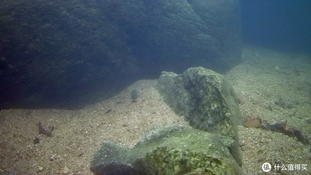 带上潜行多睿潜拍无人机，体验不一样的亲水之旅