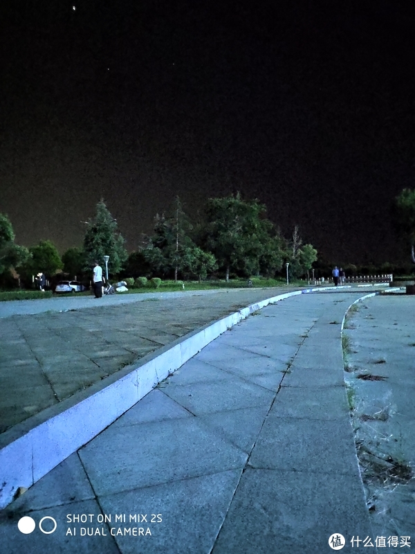 原生相机的超级夜景模式