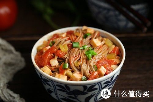 鲜蔬荞麦面，开胃有食欲，无肉胜有肉