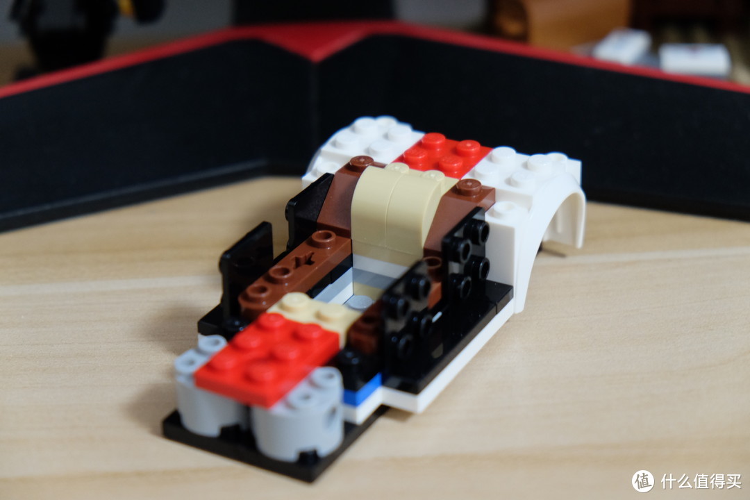 乐高也玩刷色换皮这一套？——LEGO 乐高 超级赛车系列 75895 保时捷911 Turbo3.0