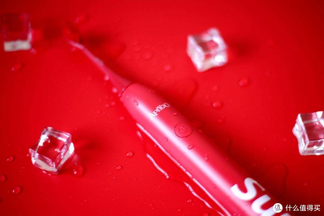 艾优&Sup声波电动牙刷体验：这个牙刷界的网红颜值高、实力强
