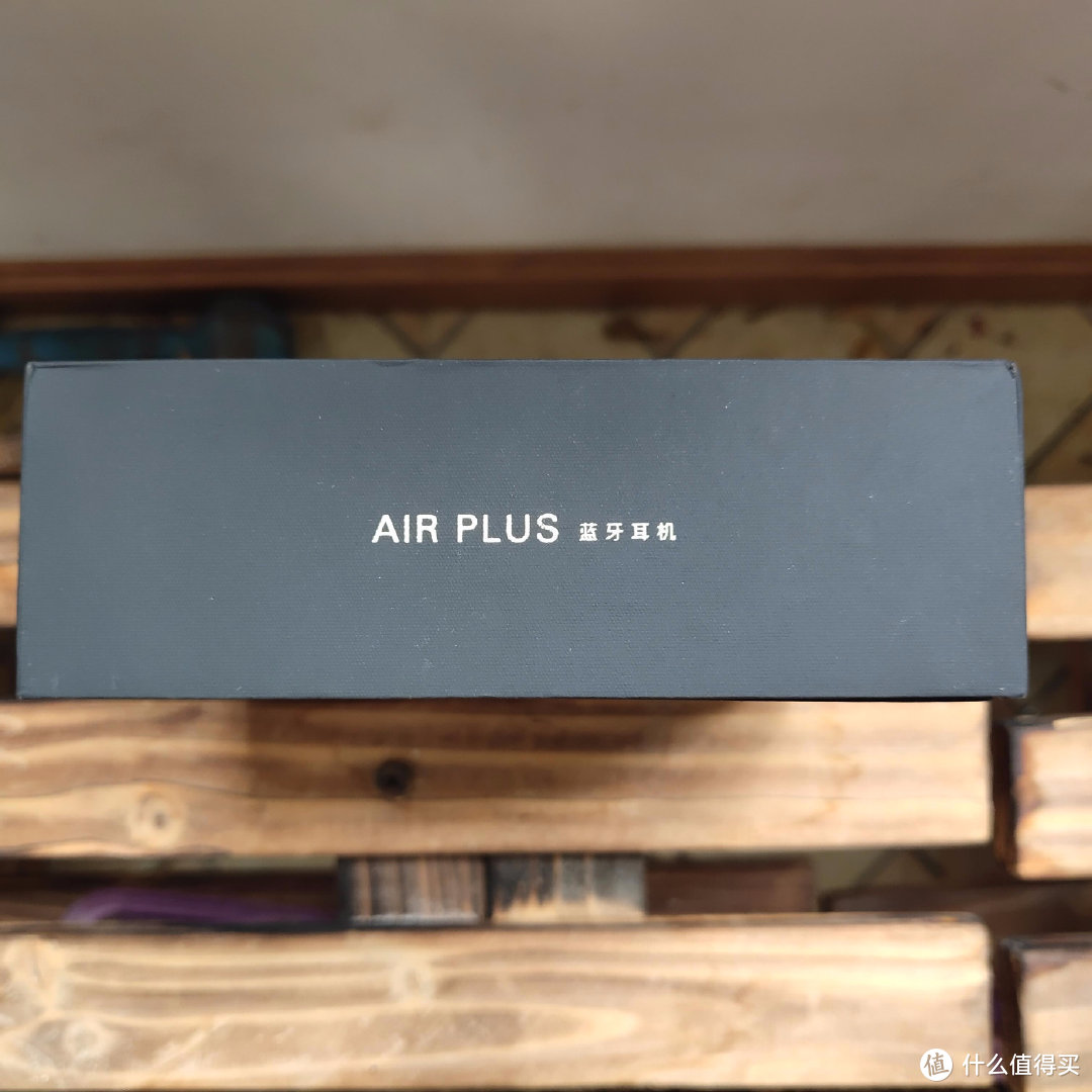 图四：JEET Air Plus 包装侧面