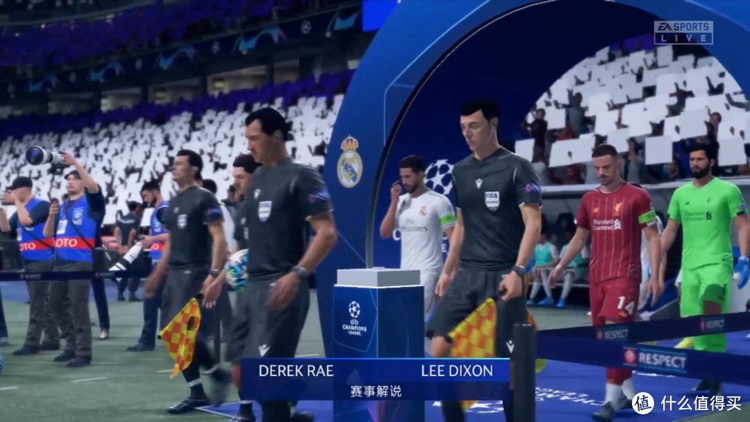 FIFA20欧冠比赛开场仪式画面