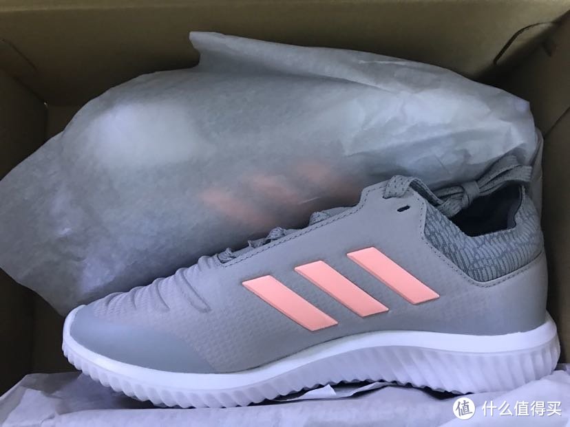 给自己买的鞋子（一）：adidas跑鞋